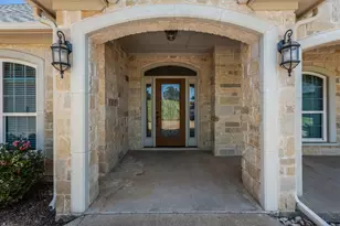 2009 Canaveral Ct, Granbury, TX 76048 - Photo 2