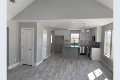 430 W Morgan Street, Denison, TX 75020 - Photo 2