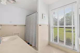 1600 Royal Oaks Dr, Waco, TX 76710 - Photo 28