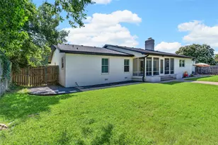 1600 Royal Oaks Dr, Waco, TX 76710 - Photo 30