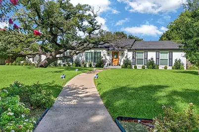 1600 Royal Oaks Drive, Waco, TX 76710 - Photo 2