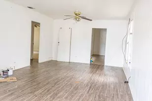 423 Elm St, Ranger, TX 76470 - Photo 2