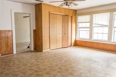 423 Elm Street, Ranger, TX 76470 - Photo 8