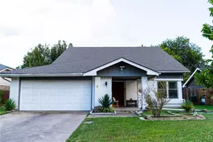 2521 Channing Dr, Grand Prairie, TX 75052 - Photo 1