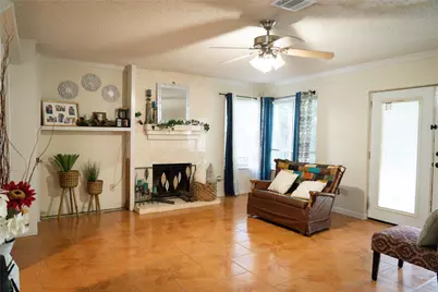 2521 Channing Drive, Grand Prairie, TX 75052 - Photo 8