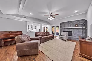 4421 Allencrest Ln, Dallas, TX 75244 - Photo 6