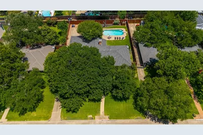 4421 Allencrest Lane, Dallas, TX 75244 - Photo 32