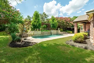 708 Hackberry Ridge Dr, McKinney, TX 75072 - Photo 2
