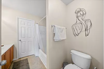 2204 Canterbury Park Drive, Grand Prairie, TX 75050 - Photo 16