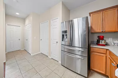 2204 Canterbury Park Drive, Grand Prairie, TX 75050 - Photo 12