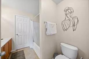 2204 Canterbury Park Dr, Grand Prairie, TX 75050 - Photo 16