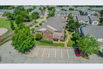 2204 Canterbury Park Drive, Grand Prairie, TX 75050 - Photo 4