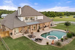 633 Durning Rd, Van Alstyne, TX 75495 - Photo 10