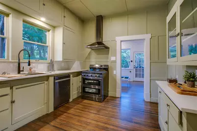 732 Haines Avenue, Dallas, TX 75208 - Photo 14