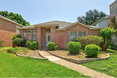 1821 Chattham Court, Plano, TX 75025 - Photo 2