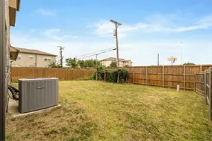 603 E Alexander Ln, Euless, TX 76040 - Photo 38