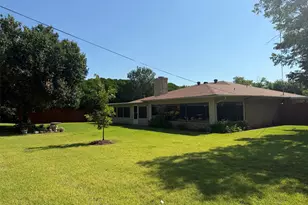 1016 Cliff Dr, Graham, TX 76450 - Photo 22