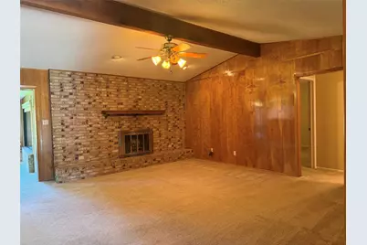 1016 Cliff Drive, Graham, TX 76450 - Photo 2