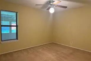 1016 Cliff Dr, Graham, TX 76450 - Photo 12