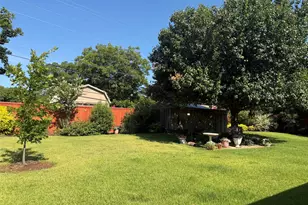 1016 Cliff Dr, Graham, TX 76450 - Photo 26