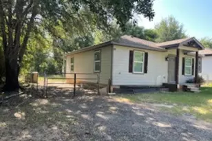 138 Erie St, Mabank, TX 75156 - Photo 4