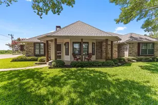 740 Squire Pl, Red Oak, TX 75154 - Photo 2