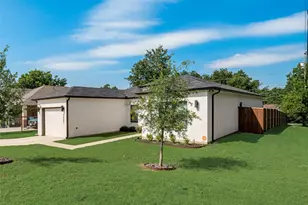 3001 Fernwood Ave, Dallas, TX 75216 - Photo 4