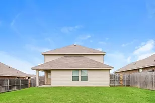 1700 Oriole Dr, Ennis, TX 75119 - Photo 2