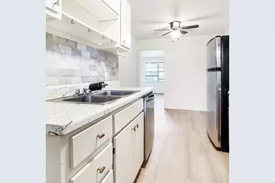 2725 Patricia Lane, Garland, TX 75041 - Photo 16