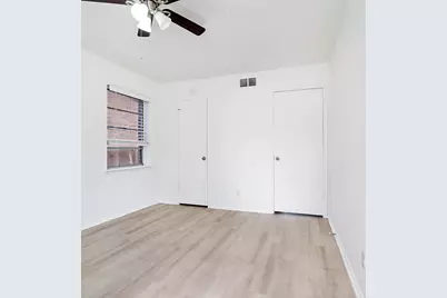 2725 Patricia Lane, Garland, TX 75041 - Photo 10