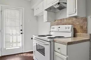 2725 Patricia Ln, Garland, TX 75041 - Photo 22