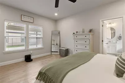 605 Adeline Drive, Burleson, TX 76028 - Photo 14