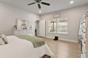 605 Adeline Dr, Burleson, TX 76028 - Photo 4