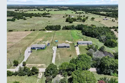 1235 County Road 1400, Ravenna, TX 75476 - Photo 30