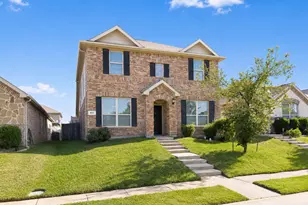9113 Holliday Ln, Aubrey, TX 76227 - Photo 2