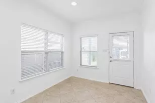 9113 Holliday Ln, Aubrey, TX 76227 - Photo 12