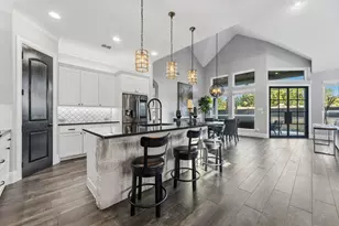 2712 Mt View Dr, Farmers Branch, TX 75234 - Photo 6