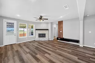 801 Taliaferro Trl, Springtown, TX 76082 - Photo 10