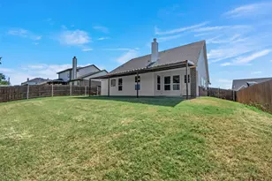 801 Taliaferro Trl, Springtown, TX 76082 - Photo 24
