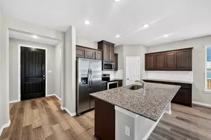 801 Taliaferro Trl, Springtown, TX 76082 - Photo 6