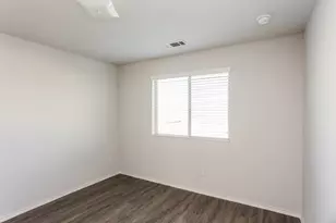 1407 Matthew Dr, Ennis, TX 75119 - Photo 12