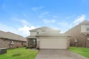 1407 Matthew Dr, Ennis, TX 75119 - Photo 1