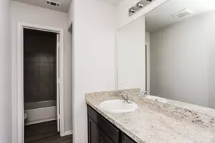 1407 Matthew Dr, Ennis, TX 75119 - Photo 14