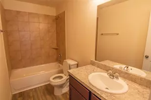 1506 Matthew Dr, Ennis, TX 75119 - Photo 6
