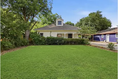 411 Poindexter Avenue, Cleburne, TX 76033 - Photo 2