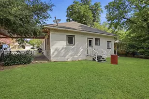 411 Poindexter Ave, Cleburne, TX 76033 - Photo 26