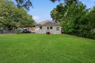 411 Poindexter Ave, Cleburne, TX 76033 - Photo 24