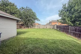3129 Appaloosa Dr, Dallas, TX 75237 - Photo 22
