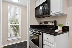 4067 Beltway Dr, Addison, TX 75001 - Photo 10