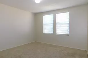 3230 Andalusian Dr, Denton, TX 76210 - Photo 10